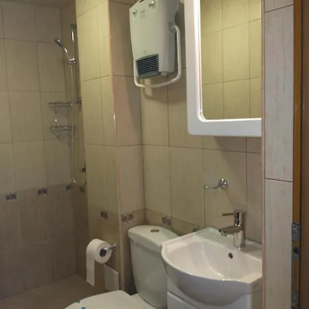 Otel Aura Family Ravda