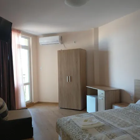 Aura Family Otel