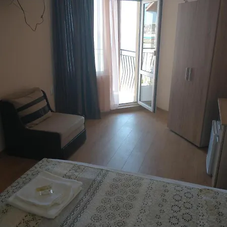 Otel Aura Family Ravda
