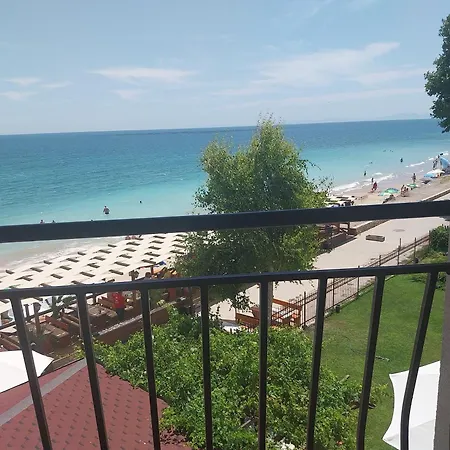 Aura Family 2* Ράβντα