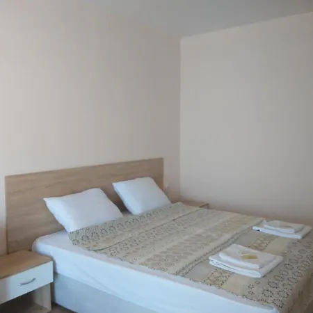 Aura Family ホテル